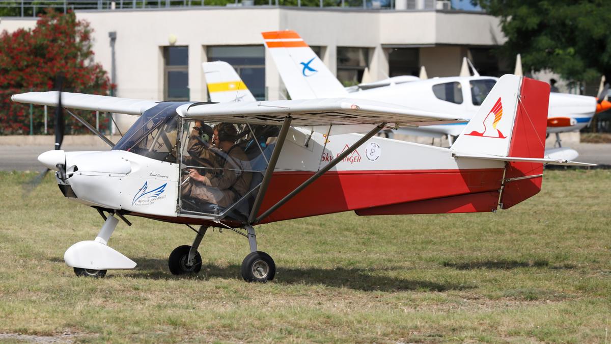 Promoting microlighting here and abroad!